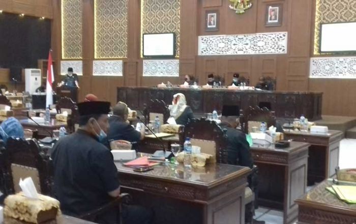 Paripurna DPRD Kota Probolinggo, 18 Mobil Ambulans di Setiap Kelurahan Jadi Pertanyaan Fraksi