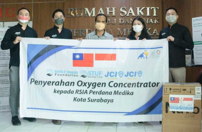 JCI East Java Salurkan Bantuan untuk RSIA Perdana Medika