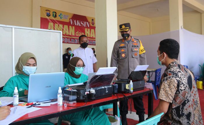 Seluruh Anggota Polres Ngawi Tuntas Jalani Vaksinasi Dosis Kedua