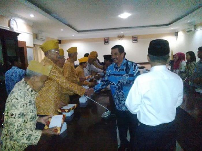 Puluhan Veteran Pacitan Terima Bantuan dari Baznas