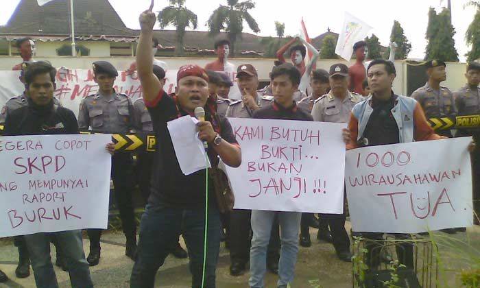 Pesertanya Tua, Program Wirausahawan Muda di Sumenep Dituding Salah Sasaran