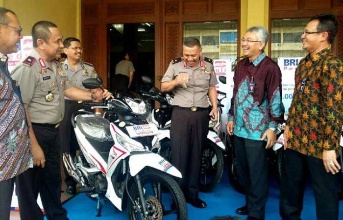 Polda Jatim Terima Bantuan 75 Unit Sepeda Motor dari BRI