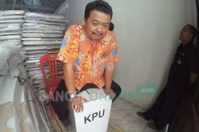Ribuan Kotak Suara Berbahan Kertas Karton Sudah Siap di Gudang KPU Ngawi