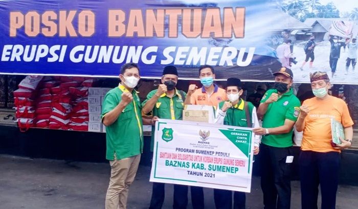 Bentuk Solidaritas, ​Baznas Sumenep Salurkan Bantuan untuk Korban Erupsi Gunung Semeru
