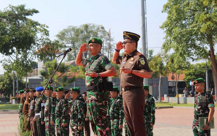 Dandim dan Kajari Pimpin Apel Kesiapan Pengamanan Kejari Tuban Dandim dan Kajari Pimpin Apel Kesiapan Pengamanan Kejari Tuban