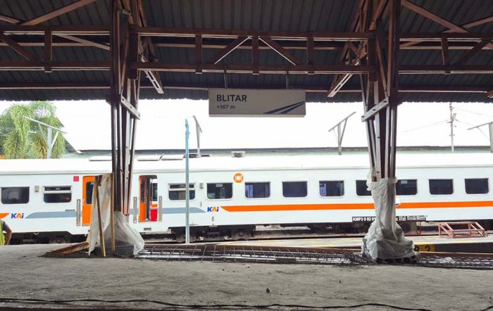Tingkatkan Layanan, Stasiun Blitar Kembangkan Fasilitas Peron Tinggi dan Over Capping Tingkatkan Layanan, Stasiun Blitar Kembangkan Fasilitas Peron Tinggi dan Over Capping