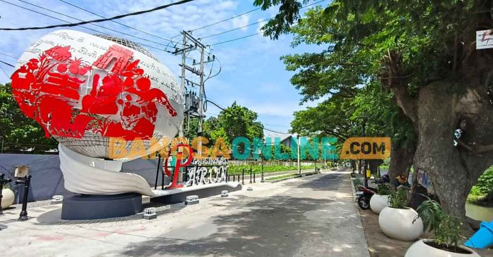 Taman Pinggir Kali Paron, Wisata Baru Ala Malioboro di Kediri