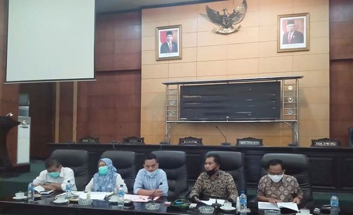 Perjuangkan CSR, MDKTI Hearing dengan Komisi B DPRD Jombang dan PT SGS