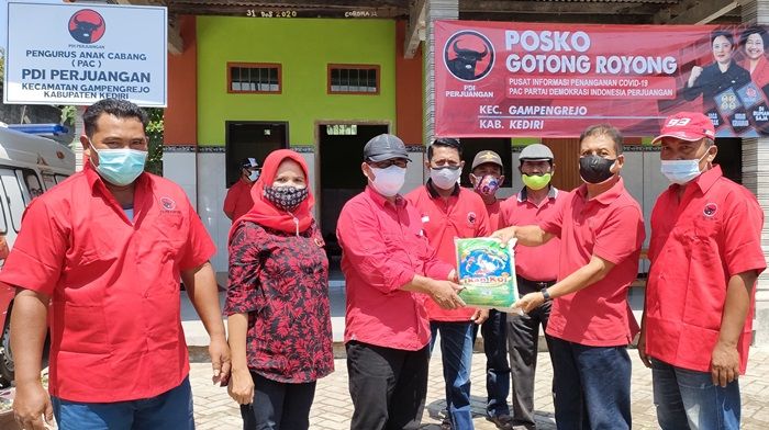 Usai Upacara HUT RI, DPC PDIP Kediri Launching Posko Gotong Royong Serentak di 26 Kecamatan