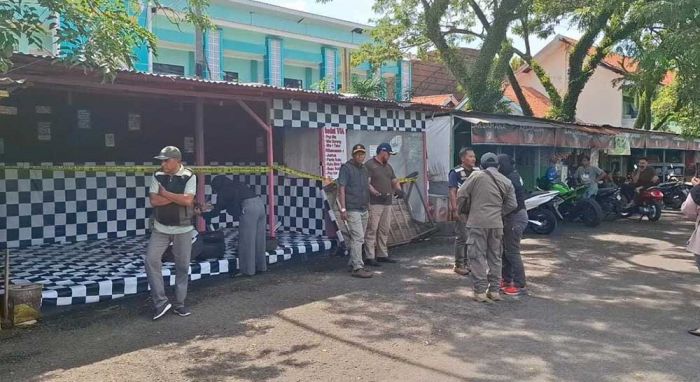 Satpol PP Segel Warkop di SGB, Diduga Jual Miras hingga Jadi Tempat Pembacokan