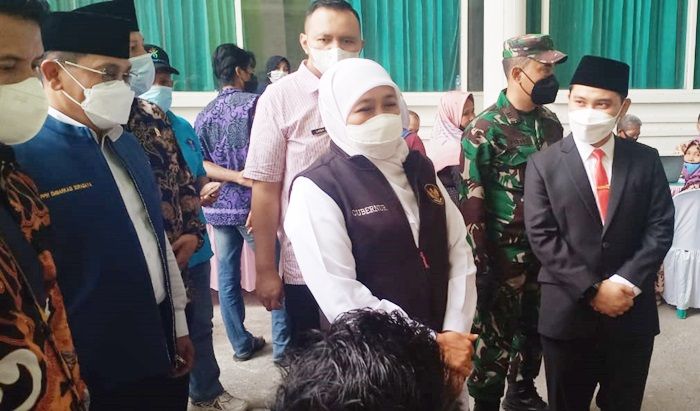 Gus Barra Dampingi Gubernur Khofifah Pantau Vaksinasi Merah Putih TNI-Polri di Kampus IKHAC Pacet