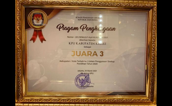 KPU Kabupaten Kediri Raih Juara 3 Kategori Penggunaan Sirekap