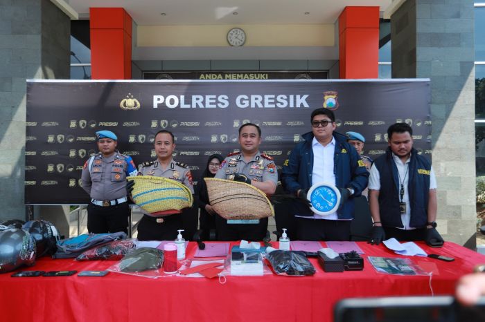 Arena Judi Sabung Ayam di Wringinanom Digrebek, Polres Gresik Amankan 6 Orang