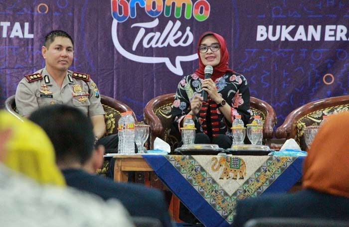 Berikan Pelayanan dan Pengaduan Super Cepat, Bupati Tantri Luncurkan Aplikasi "Mata Kota"