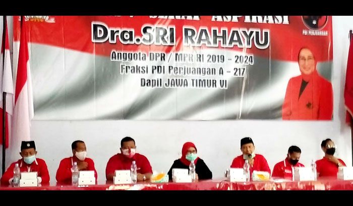 Reses Kunjungi PDIP Kediri, Sri Rahayu Janjikan Beri Bonus PAC Jika Dhito Menang 90 Persen