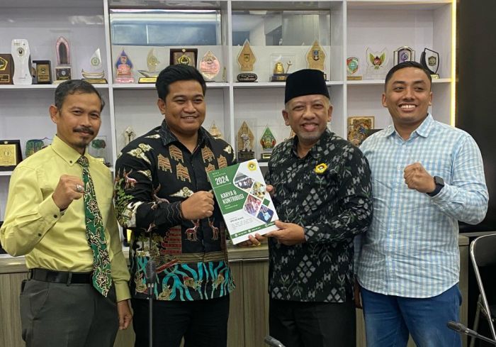 Audiensi dengan Ketua DPRD Kabupaten, LDII Gresik Minta Perbaikan Jalan Rusak