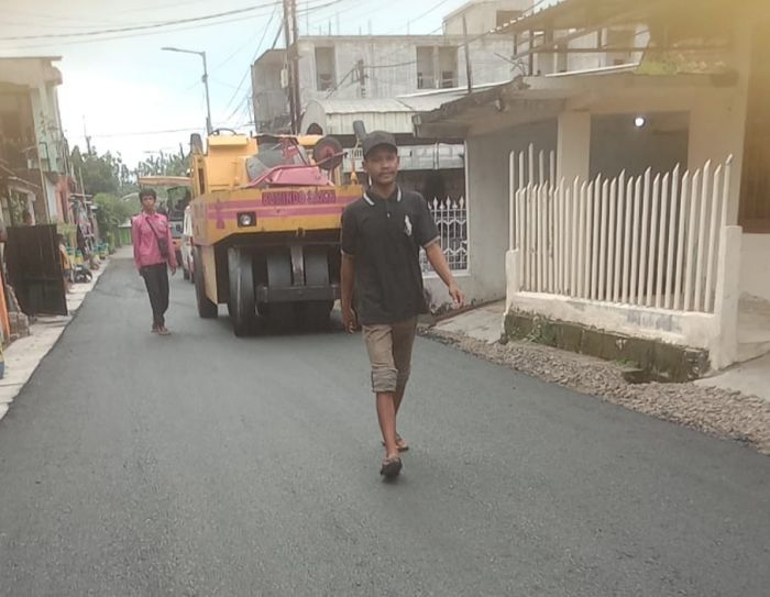 Bersumber dari APBD Sidoarjo, Proyek Jalan Sidokerto Disorot Warga karena Kualitas dan Keterlambatan