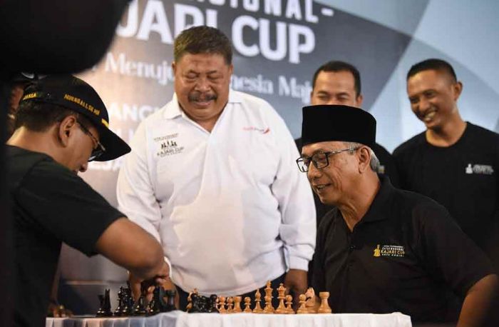 Turnamen Catur Nasional Kajari Cup 2025 Dibuka, Gus Qowim Dorong Lahirnya Pecatur Berprestasi