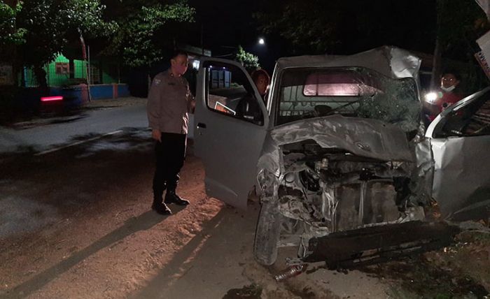 Salip Honda Brio, GranMax Hantam Warung di Kediri, Satu Orang Meninggal