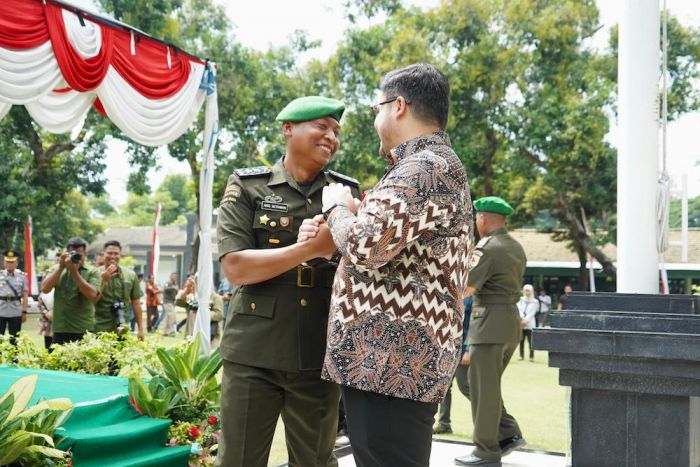 Sambut Dandim 0809 Kediri yang Baru, Dhito Apresiasi Kinerja Letkol Inf Aris Setiawan