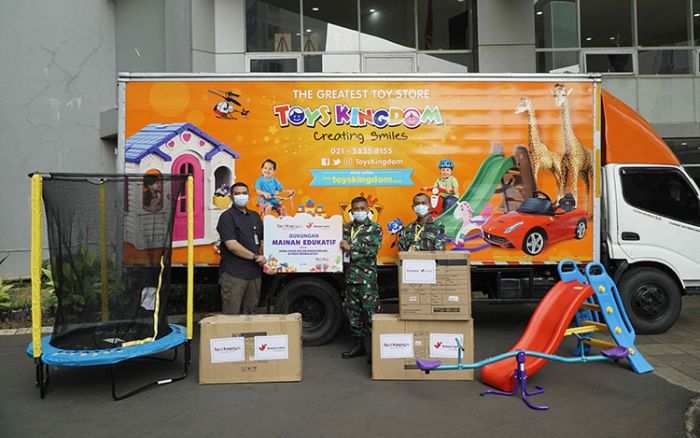Hari Anak Nasional, Toys Kingdom Berikan 3.300 Mainan Edukatif untuk Pasien Anak di Wisma Atlet