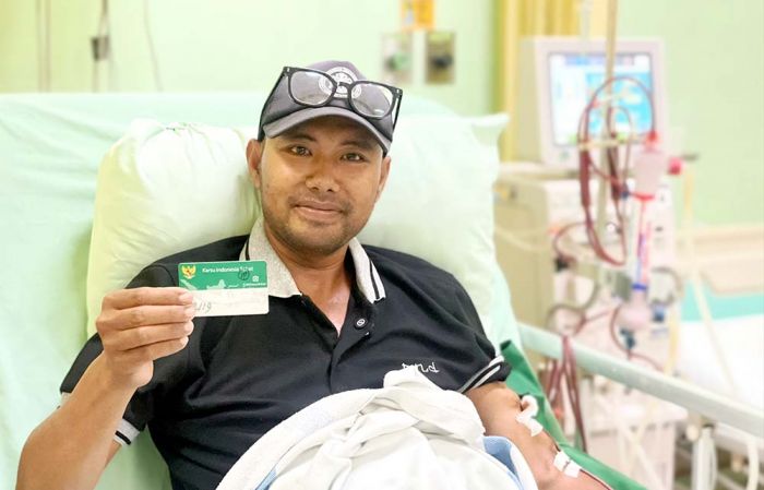 Tenang Bersama JKN: Kisah Jamil dan Wahid yang Temukan Harapan Usai Rutin Jalani Hemodialisis Tenang Bersama JKN: Kisah Jamil dan Wahid yang Temukan Harapan Usai Rutin Jalani Hemodialisis
