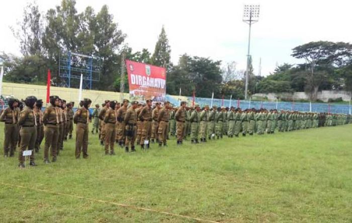 Peringatan HUT Satpol PP dan Linmas, Musnahkan Rokok Ilegal hingga Kepastian Kenaikan Insentif