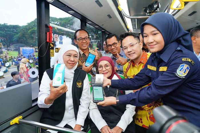 Perluas Akses Transportasi Publik, Khofifah Resmikan Trans Jatim Koridor 1 Malang Raya