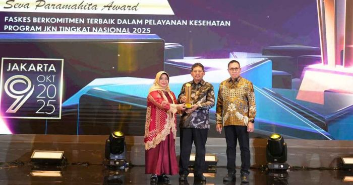 Klinik Dokter Vitis Raih Juara Nasional Pelayanan JKN Terbaik Kategori Klinik Pratama Klinik Dokter Vitis Raih Juara Nasional Pelayanan JKN Terbaik Kategori Klinik Pratama
