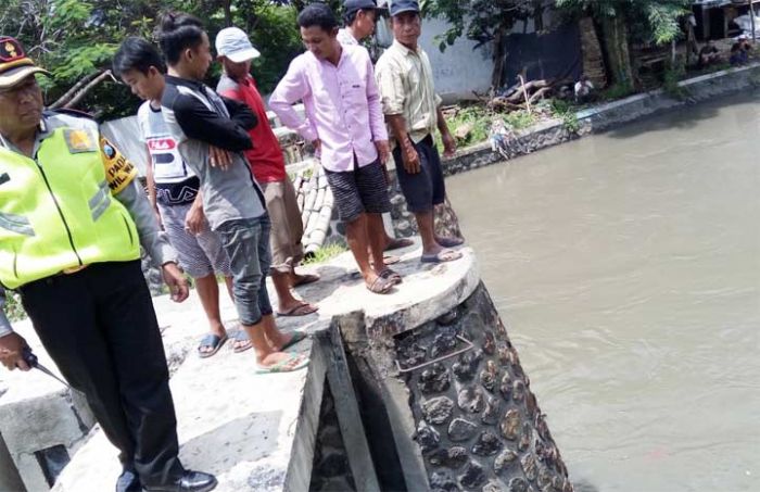 Balita 3 Tahun Tenggelam di Sungai Buntung Sidoarjo