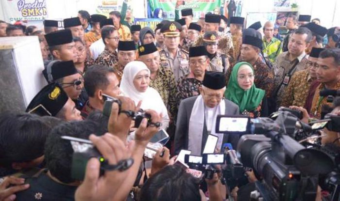 ​Hadiri Rakernas IPPNU di Jombang, Gubernur Khofifah Promosi Produk OPOP ke Wapres Ma’ruf Amin