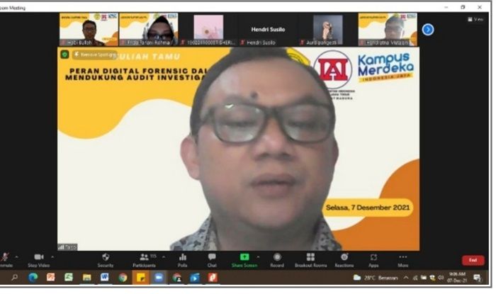 FEB UTM Gelar Kuliah Tamu Bahas Peran Digital Forensic dalam Mendukung Audit Investigative