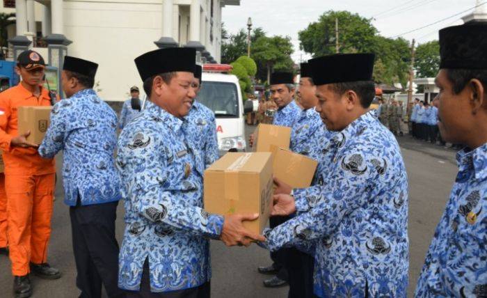 Sebulan Pasca Banjir Bandang, Pemkab Tuban Akhirnya Beri Bantuan