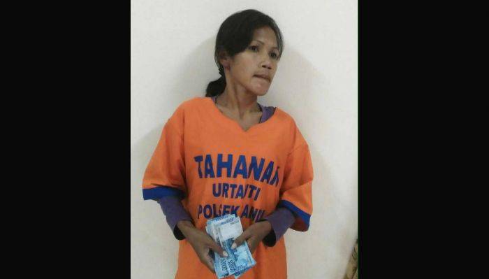 Ibu-ibu Njambret Tas di Pasar Larangan, Nyaris Dihajar Massa