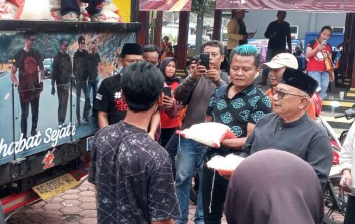 Alasan Bawaslu Kabupaten Blitar Hentikan Penanganan Laporan Bagi-bagi Sembako Pasangan Rijanto-Beky