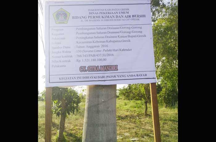 Tak Pasang Papan Nama, Proyek PJU di Sidayu - Ujungpangkah Disorot Dewan Tak Pasang Papan Nama, Proyek PJU di Sidayu - Ujungpangkah Disorot Dewan