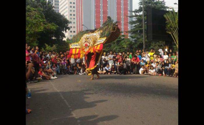 Reyog Ponorogo Meriahkan Hari Buruh Sedunia