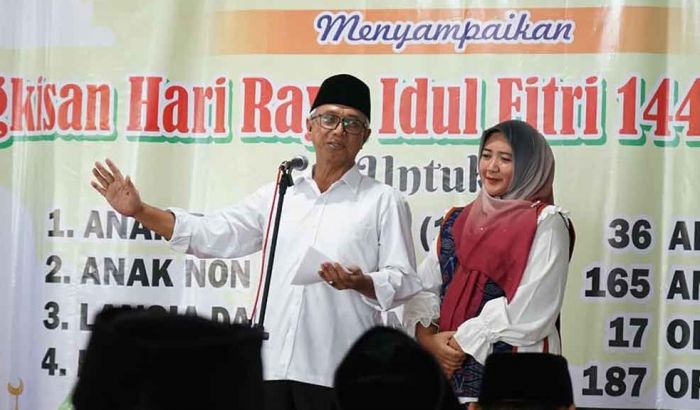 Gus Qowim Serahkan 405 Bingkisan untuk Anak Yatim dan Lansia di Yayasan Panti Asuhan NU An-Nuur