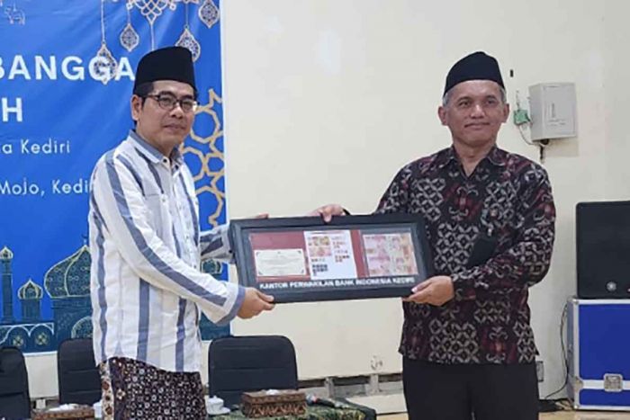 Tingkatkan Kepedulian Terhadap Rupiah, BI Kediri Gelar Sosialisasi CBP ke Santri Ponpes Al Falah Tingkatkan Kepedulian Terhadap Rupiah, BI Kediri Gelar Sosialisasi CBP ke Santri Ponpes Al Falah