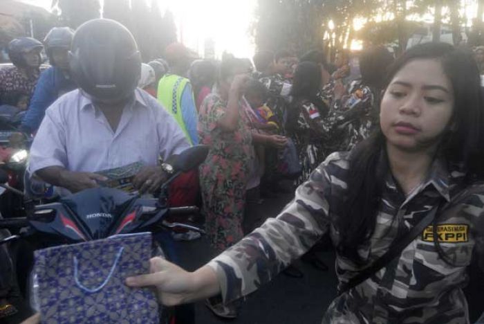 Berbagi Berkah Ramadan, GM FKPPI Sidoarjo Gelar Takjil On The Road