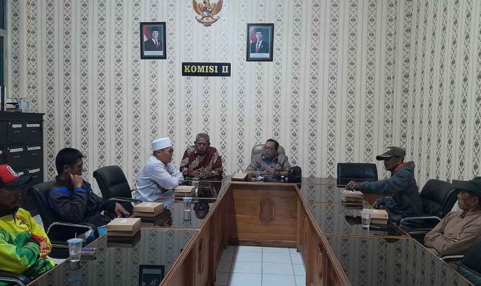 Kecewa soal Penutupan Saluran Irigasi, Petani Datangi Komisi II DPRD Situbondo