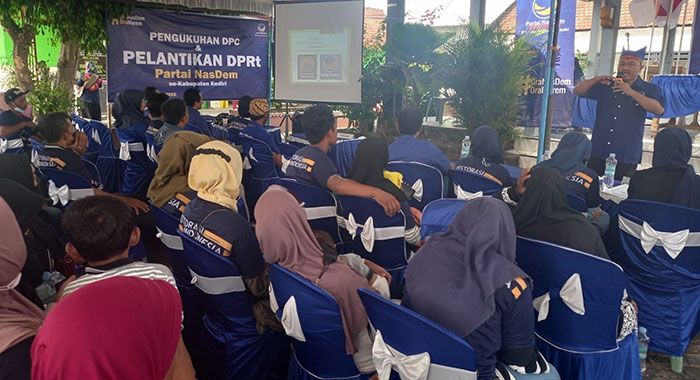 Perkuat Struktur Partai Ketua Dpd Nasdem Kabupaten Kediri Kembali