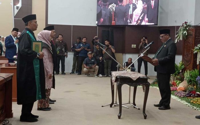 Dua Anggota DPRD Kabupaten Pasuruan Resmi Dilantik Gantikan Rusdi dan Shobih