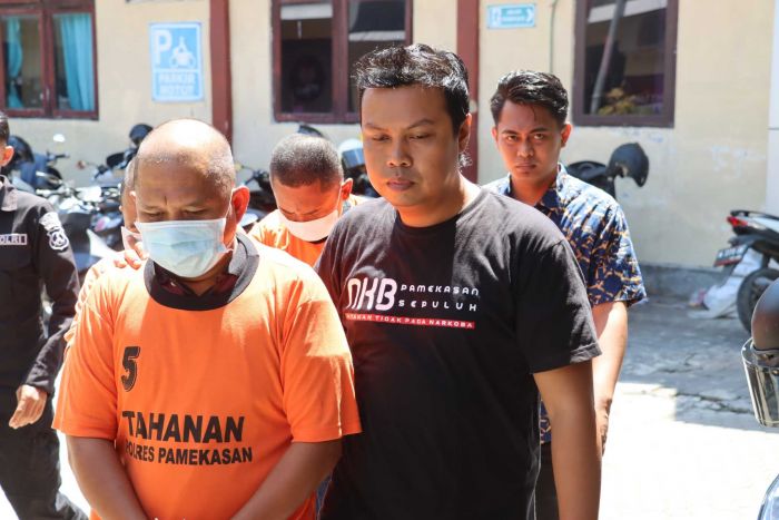 Polres Pamekasan Tangkap 3 Pelaku Penyalahgunaan Narkotika, Kapolres Ajak Berantas Narkoba Polres Pamekasan Tangkap 3 Pelaku Penyalahgunaan Narkotika, Kapolres Ajak Berantas Narkoba