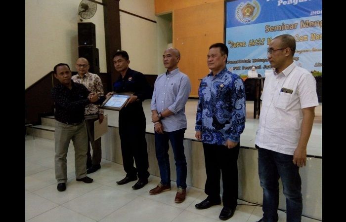 Beri Edukasi bagi Insan Pers, PWI Sampang Gelar Seminar Jurnalistik