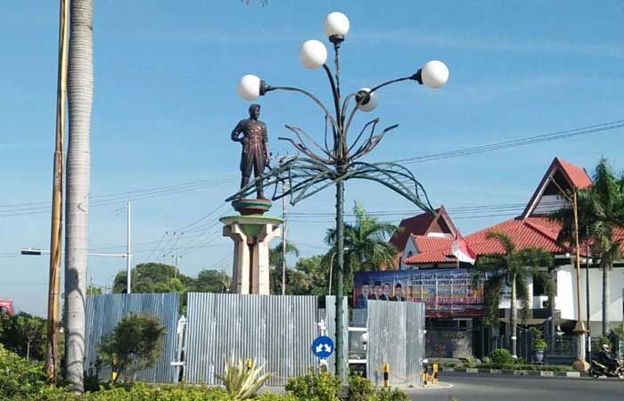 Hanya untuk Perbaikan Pondasi dan Air Mancur Patung Letda Sucipto, Pemkab Tuban Kucurkan Rp 250 Juta