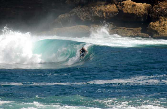 Tokoh Pemuda Watu Karung Tak Paham Event World Surfing League