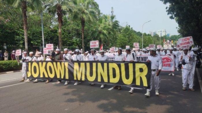 Massa 411 Demo Tuntut Jokowi Mundur, Habib Ini Ngaku Malu, Presiden Malah di Mojokerto  