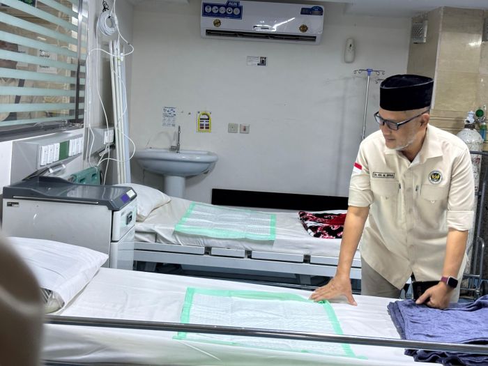 Menhaj Gus Irfan Evaluasi KKHI Madinah, Siapkan Transformasi Layanan Kesehatan Lebih Efektif