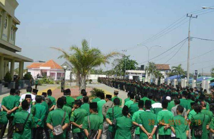 Peringati Hari Sumpah Pemuda, Ansor Ngawi Gelar Upacara dan Pawai Keliling Ngawi